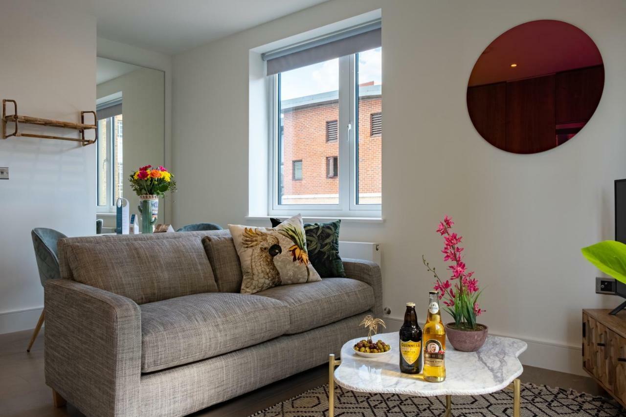 Sweet Inn - Mile End London Bagian luar foto